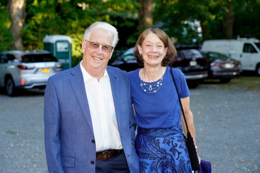 a7403400-toby-bev-2_orig