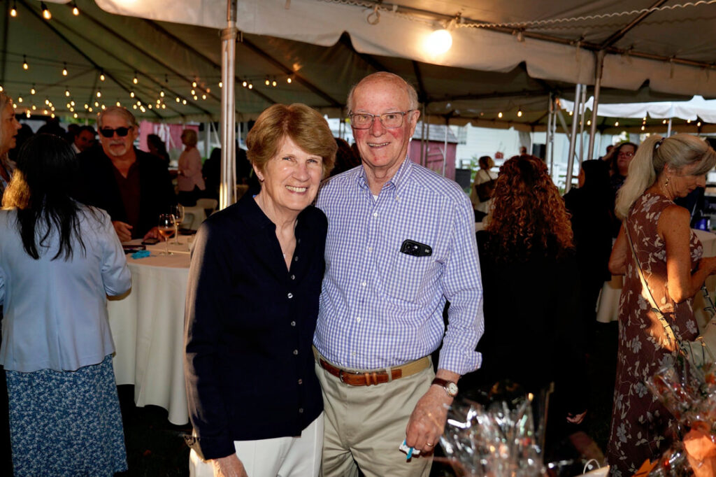 a7403473-1-memebrs_orig